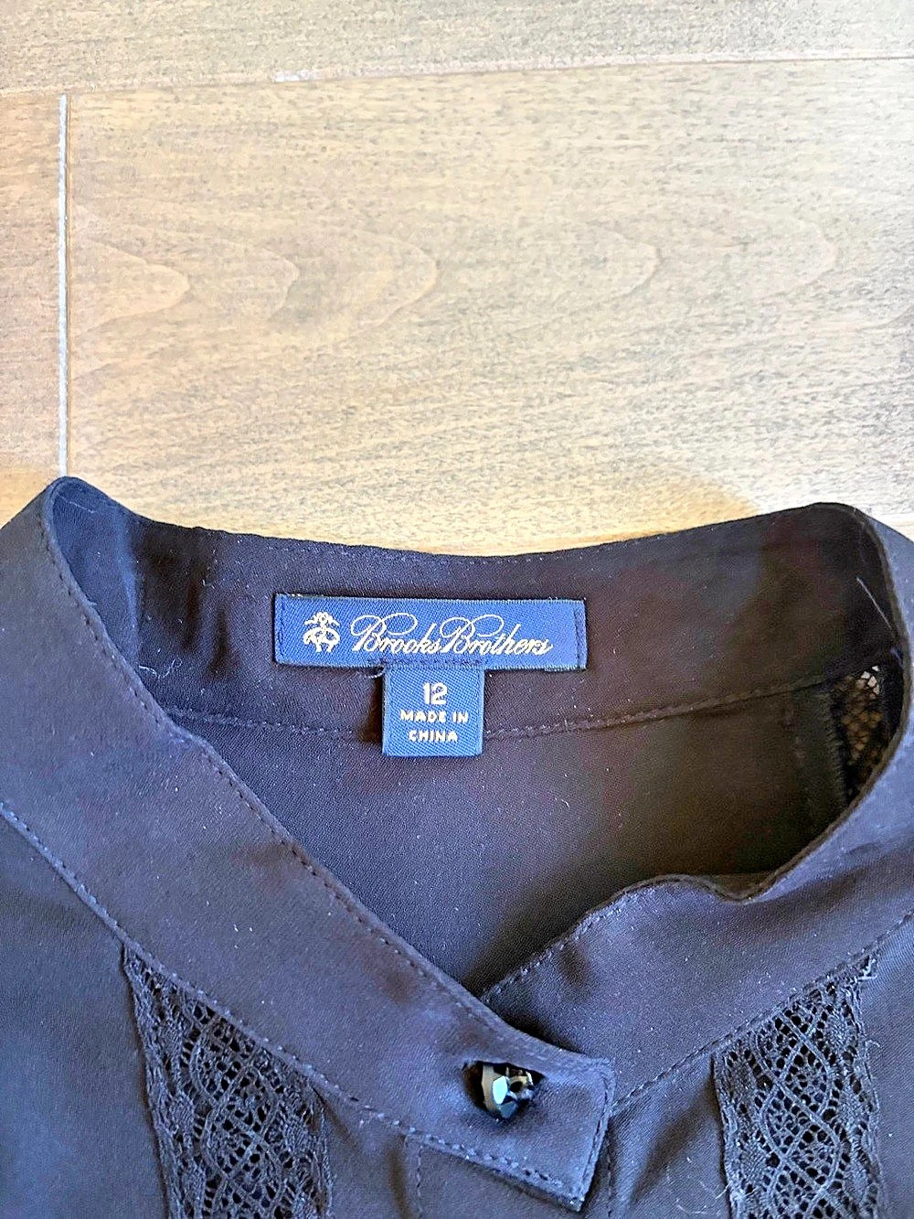 Brooks Brothers Black Silk Blouse Size 12 - Picture 4 of 7